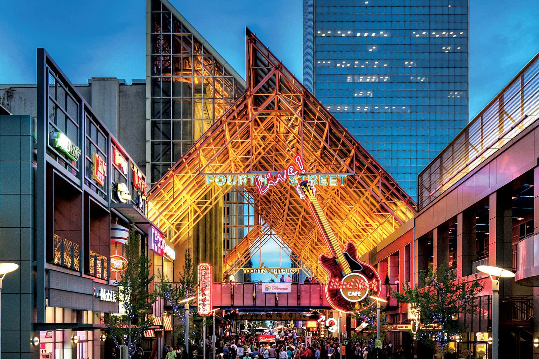 Equip Exposition Concert Series featuring Trace Adkins-cb624065-cce4-48e9-ac3e-528d346179c5