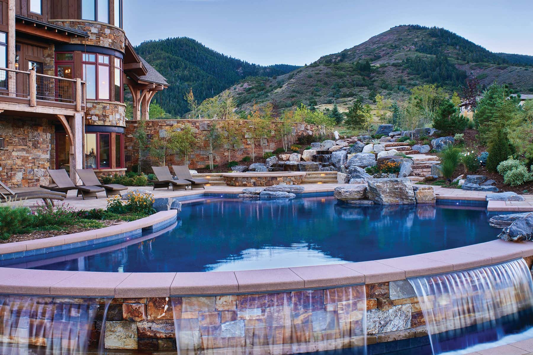 6 Hardscape Trends to Watch -bebbdd7f-46f7-480c-8e24-d63bbe0fad0e